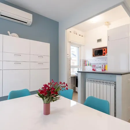Lägenhet Casa Mia By Interhome